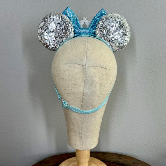 Cinderella Elastic Minnie Ears | Disney Princess-Inspired Adjustable Headband - Picture 4 of 5